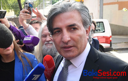 Elman Paşayev qanunu pozduğunu etiraf etdi
