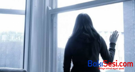 Bakıda 27 yaşlı müəllim özünü binadan atdı - Foto