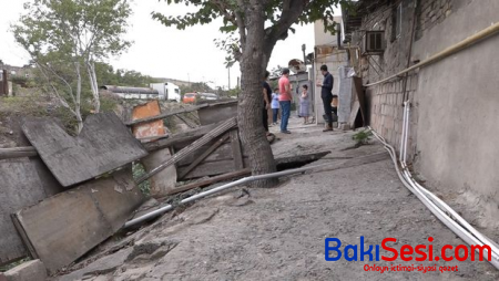 Bakıda bina sakinlərinin həyatı təhlükədədir - VİDEO