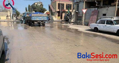 Xırdalanda kanalizasiya xətti partladı, yolları su basdı - Foto
