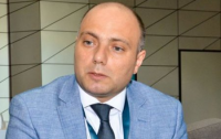 Nazir əvəzi sabiq bələdiyyə sədrinin qızını işdən çıxardı - FOTO