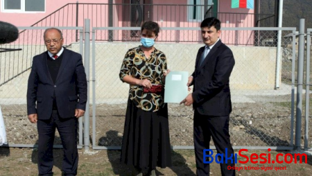 Şəhid ailələri və müharibə əlillərinə yeni evlər verilib