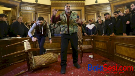 Erməni tərəfi üçtərəfli bəyanata əməl etmək istəmir