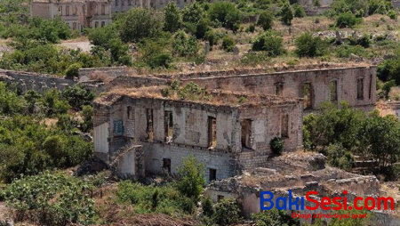 Ağdam Dövlət Dram Teatrı işğaldan əvvəl və sonra (FOTO)