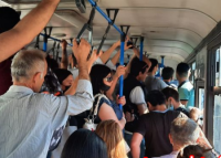 Yoluxmanı artıran amillər: - “Avtobuslar və mağazaların kassası...”
