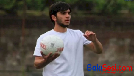 20 yaşlı erməni futbolçu Qarabağda öldü
