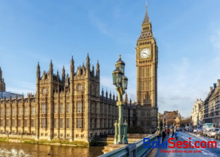 Britaniyada "Pfizer" vaksinləri ilə bağlı əhaliyə xəbərdarlıq olundu
