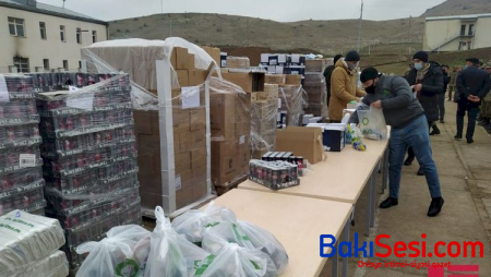 Cəbrayılda xidmət edən hərbçilərə bağlamalar çatdırılıb