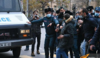 İrəvandakı etirazçılar yenə yolu bağlaya bilmədi