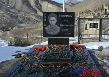 Ölümündən sonra dörd medalla təltif olunan qəhrəman döyüşçü - Video