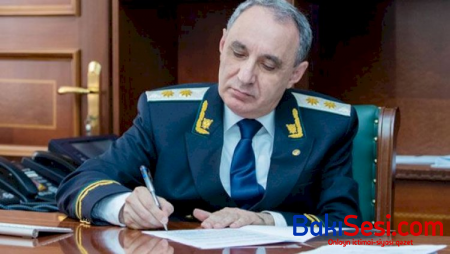 8 prokurorluq işçisi vəzifəsindən azad edilib