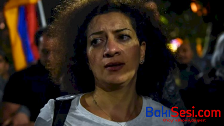 Anna Akopyan ABŞ-da etirazla qarşılandı