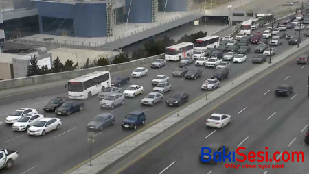 Bakı-Sumqayıt yolunda tıxacın səbəbi məlum oldu