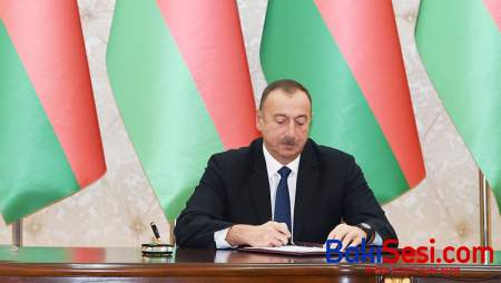 Prezident bir sıra yüksək rütbəli zabitləri təltif etdi - SİYAHI