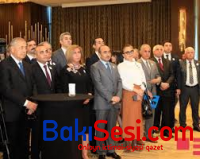 Azay Quliyev Əli Həsənovla İPLƏRİNİ QIRIR... - İLGİNC GƏLİŞMƏ