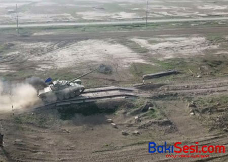 Tank bölmələrimiz döyüş atışları icra etdi - VİDEO