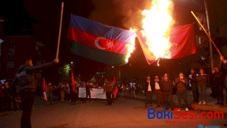 Xankəndində yenə də Azərbaycan və Türkiyə bayraqlarına od vuruldu...