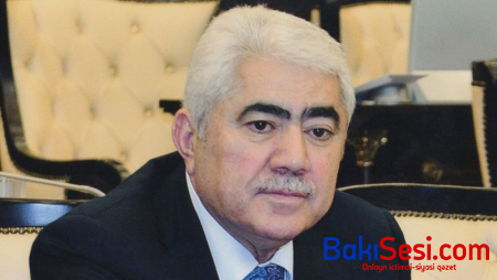 Deputatın anasının məzarından 2500 manatlıq çələng oğurlandı