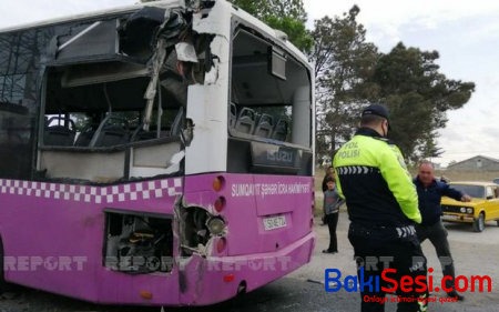 Ceyranbatanda sərnişin avtobusu qəzaya düşdü