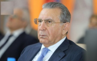 Ramiz Mehidyevin "kantor"unda rəsmən dərəbəylikdir... - Bu qədər də olarmış...