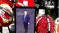 Sənət dostları Baloğlan Əşrəfovun məzarını ziyarət etdilər - VİDEO
