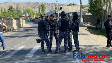 Qırğızıstan Tacikitanla sərhəddən 30 minə yaxın vətəndaşını təxliyə edib