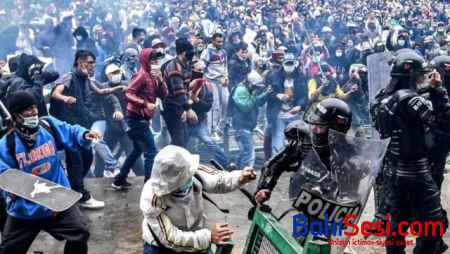 Kolumbiyada kütləvi etiraz: 24 ölü, 900 yaralı (FOTOLAR)