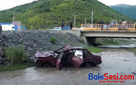 Balakəndə at qəzaya səbəb oldu - VİDEO