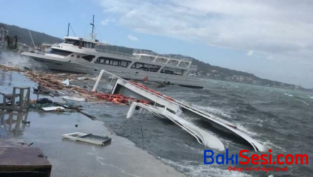 Dəhşətli fırtına 30 gəmini batırdı - Türkiyədə (FOTO)