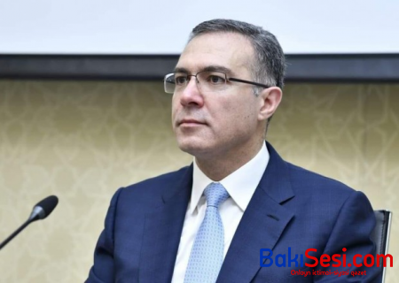 Şahmar Mövsümov COVID-19 pasportunun şəklini PAYLAŞDI - FOTO