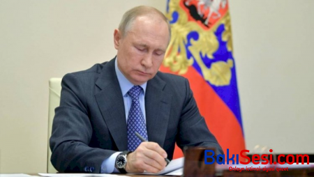 Putin Azərbaycan xalqını təbrik etdi
