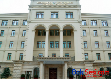 Prezident Müdafiə Nazirliyinin hərbi qulluqçularını təltif etdi - SİYAHI