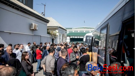 Bu gündən əsgərlərimiz evə buraxılır