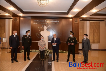 Şəhid Ibrahim Abdullayevin ordeni anası Nərgiz Abdullayevaya təqdim edilib