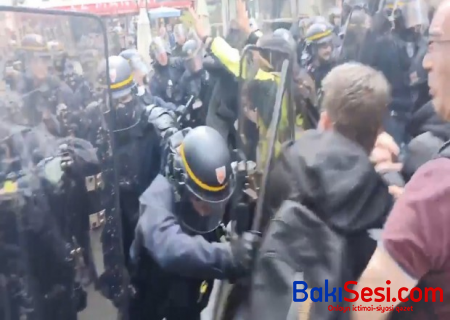 Fransada polis etiraz edən xalqa zor tətbiq edib - FOTO