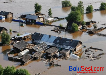 Çində daşqınlar nəticəsində ölənlərin sayı 71 nəfərə çatıb