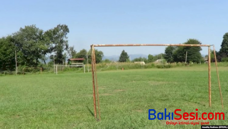 “Futbol meydançalarının yerində kababxanalar tikilib”