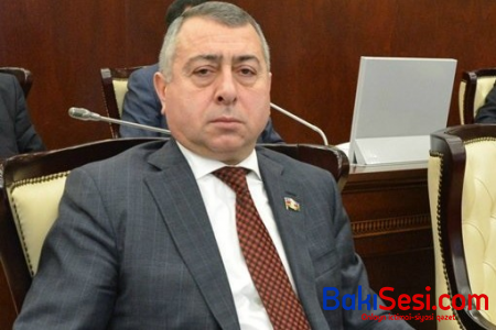 "100 min dolları öz maşınında şəxsən Rafael Cəbrayılova verdim" - Zərərçəkmiş