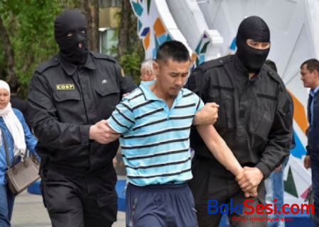 Qazaxıstanda silahlı atışma: 2 polis əməkdaşı həlak oldu