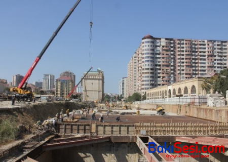 Yeni tikilən metro stansiyasından FOTOLAR