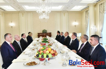 İlham Əliyev Qaribaşvili ilə işçi nahar edib