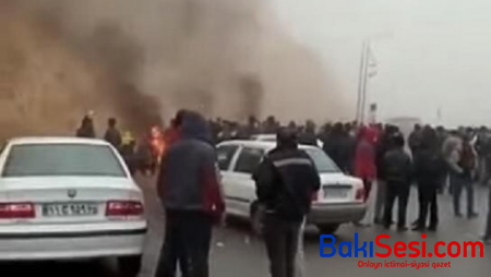 Təbriz yaxınlığında mədən işçiləri tətilə başladı