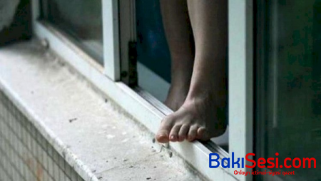 Bakıda 14 yaşlı qız özünü 9-cu mərtəbədən atdı