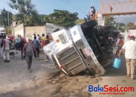 Meksikada ağır qəza - 49 nəfər öldü