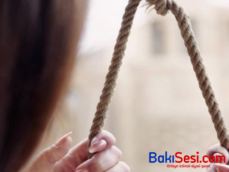 23 yaşlı qız özünü ASDI
