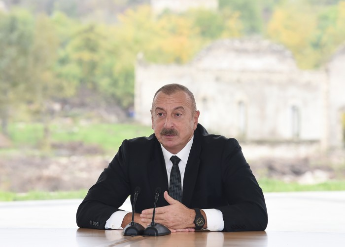 "O vaxt vəziyyət çox ağır idi" - Dövlət başçısı