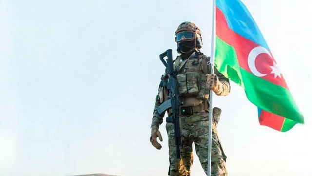 Daha iki qurumun hərbçilərinə "Müharibə veteranı" adı verildi