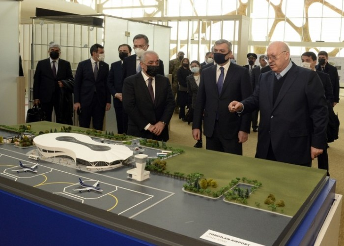 Baş nazir və Samir Nuriyev Füzuli aeroportunda - YENİLƏNİB