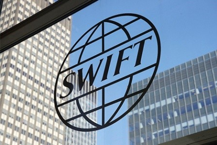 Aİ Rusiyanın 7 bankını SWIFT-dən çıxardı