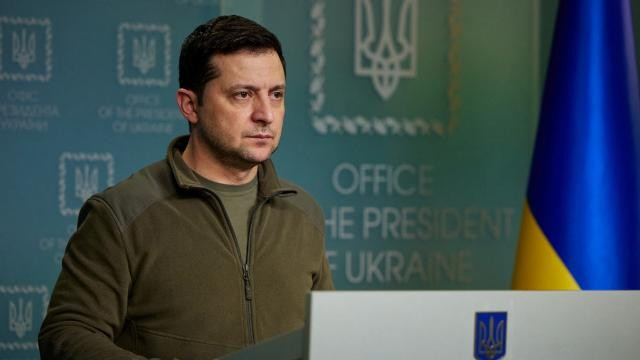 "Azadlığımızdan başqa itirəcəyimiz heç nə yoxdur" - Zelenski